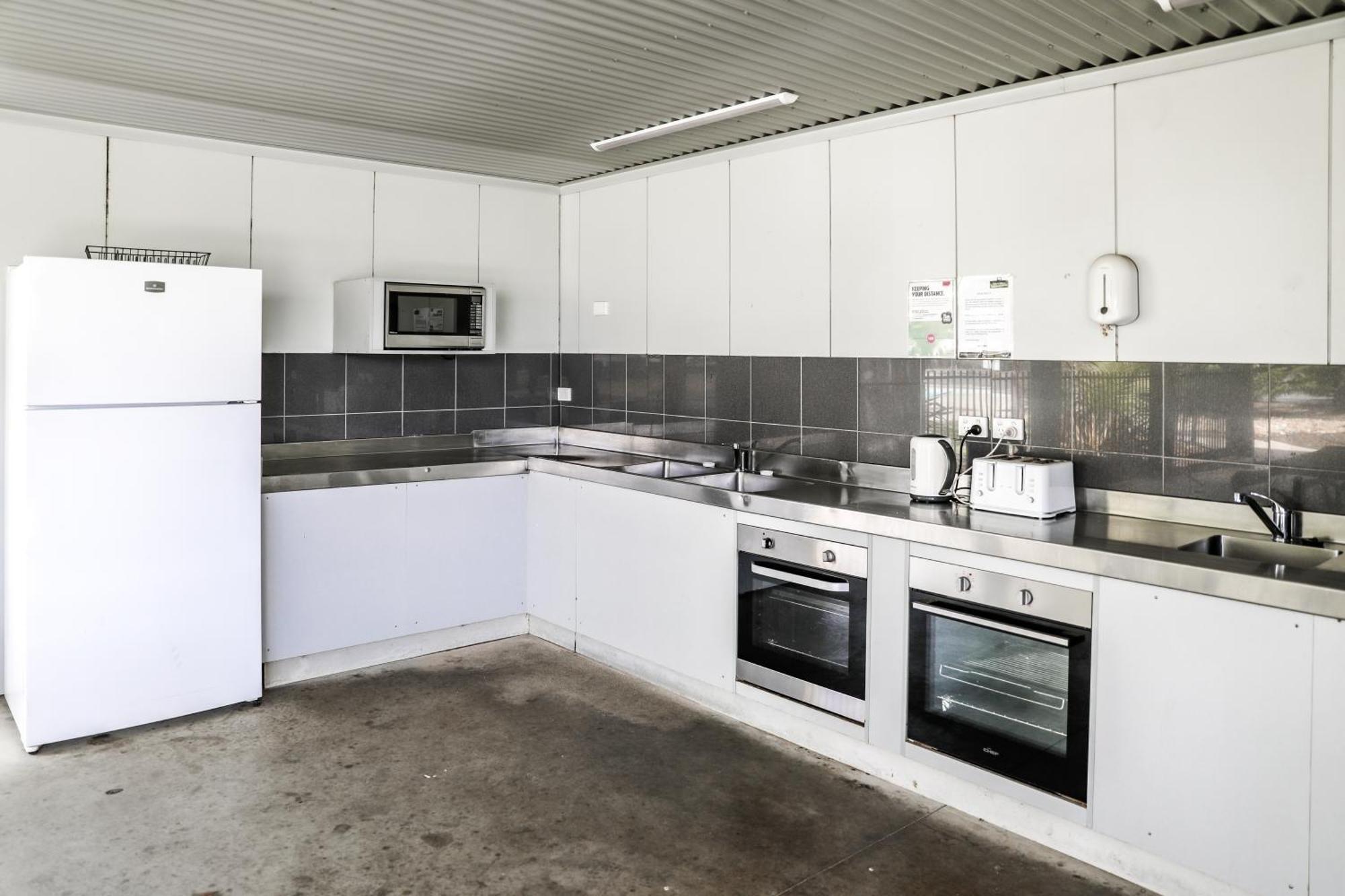 Discovery Parks - Moama Waters ภายนอก รูปภาพ